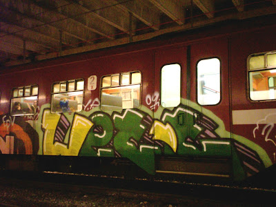 Wett train graffiti