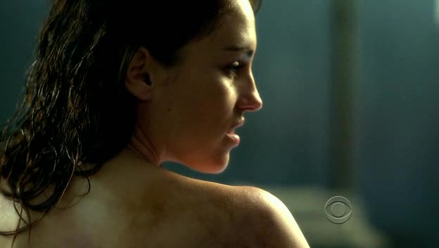 [Jules_Flashpoint+1x6+-+23.jpg]