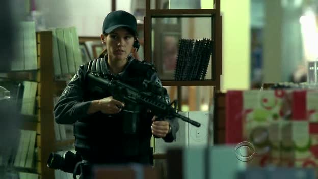 [Jules_Flashpoint+1x6+-+12.jpg]