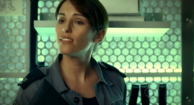 [Jules_Flashpoint+1x7+-+1.jpg]