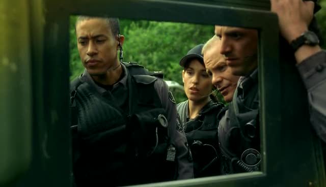 [Jules_Flashpoint+1x7+-+11.jpg]
