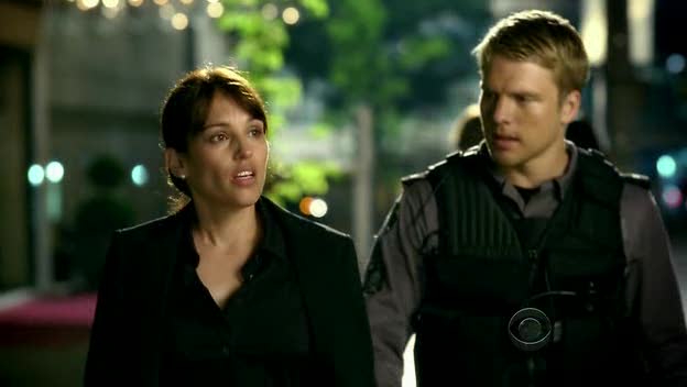 [Jules_Flashpoint+2x1+-+37.jpg]