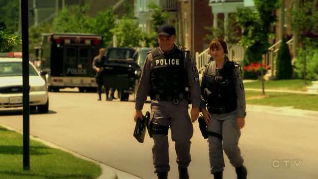 [Jules_Flashpoint+1x9+-+41.jpg]