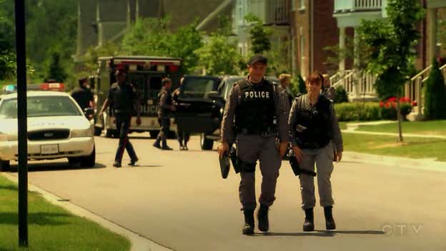 [Jules_Flashpoint+1x9+-+40.jpg]