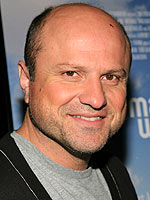 [Enrico_Colantoni150x200.jpg]