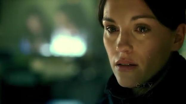 [Jules_Flashpoint+2x12+-+28.JPG]