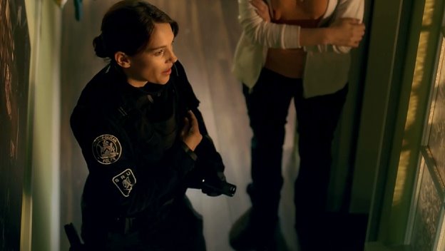 [Jules_Flashpoint+2x12+-+21.jpg]