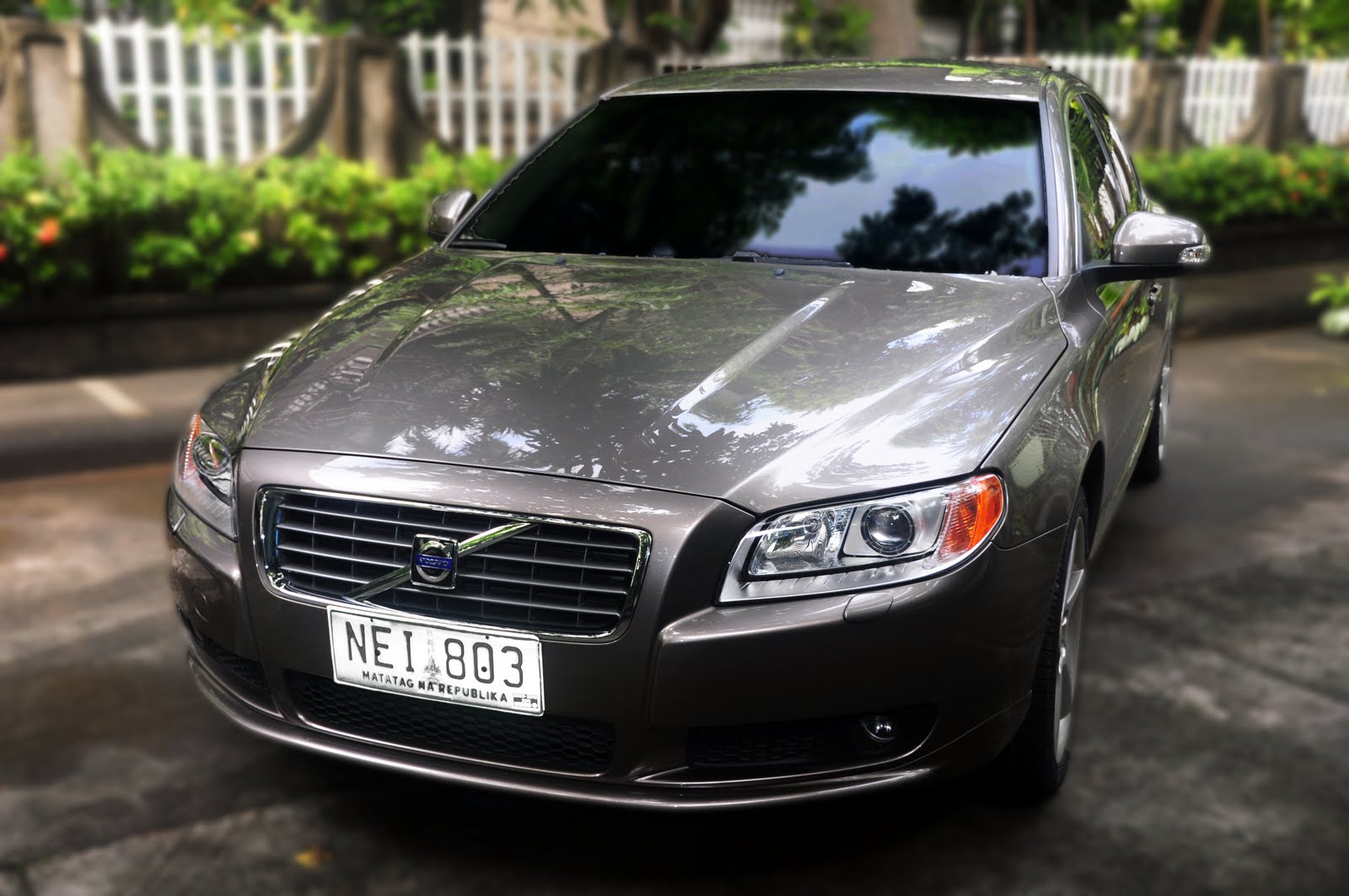 2010 Volvo V70 T5 Automatic related infomation