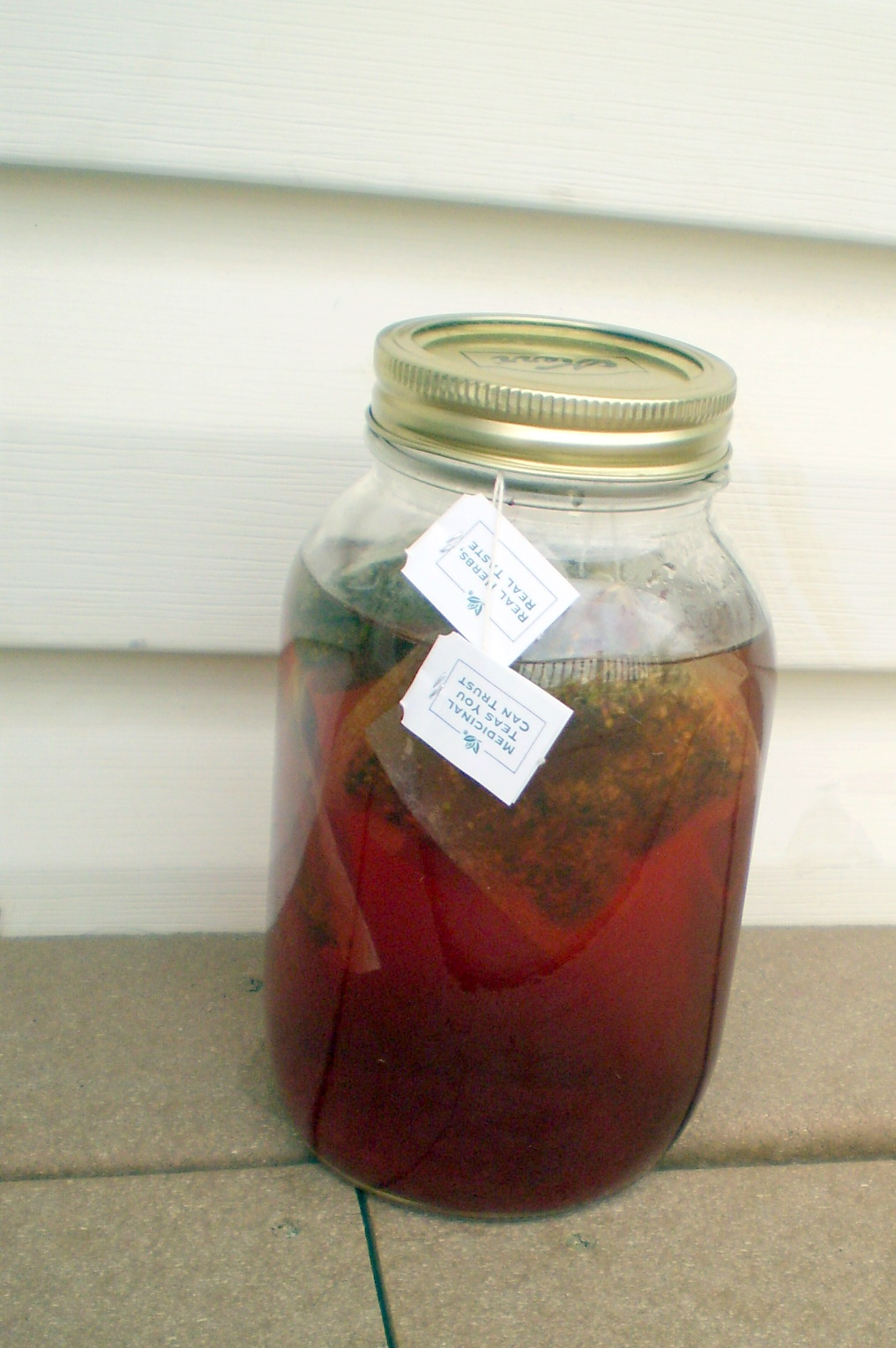 [sun+tea.jpg]
