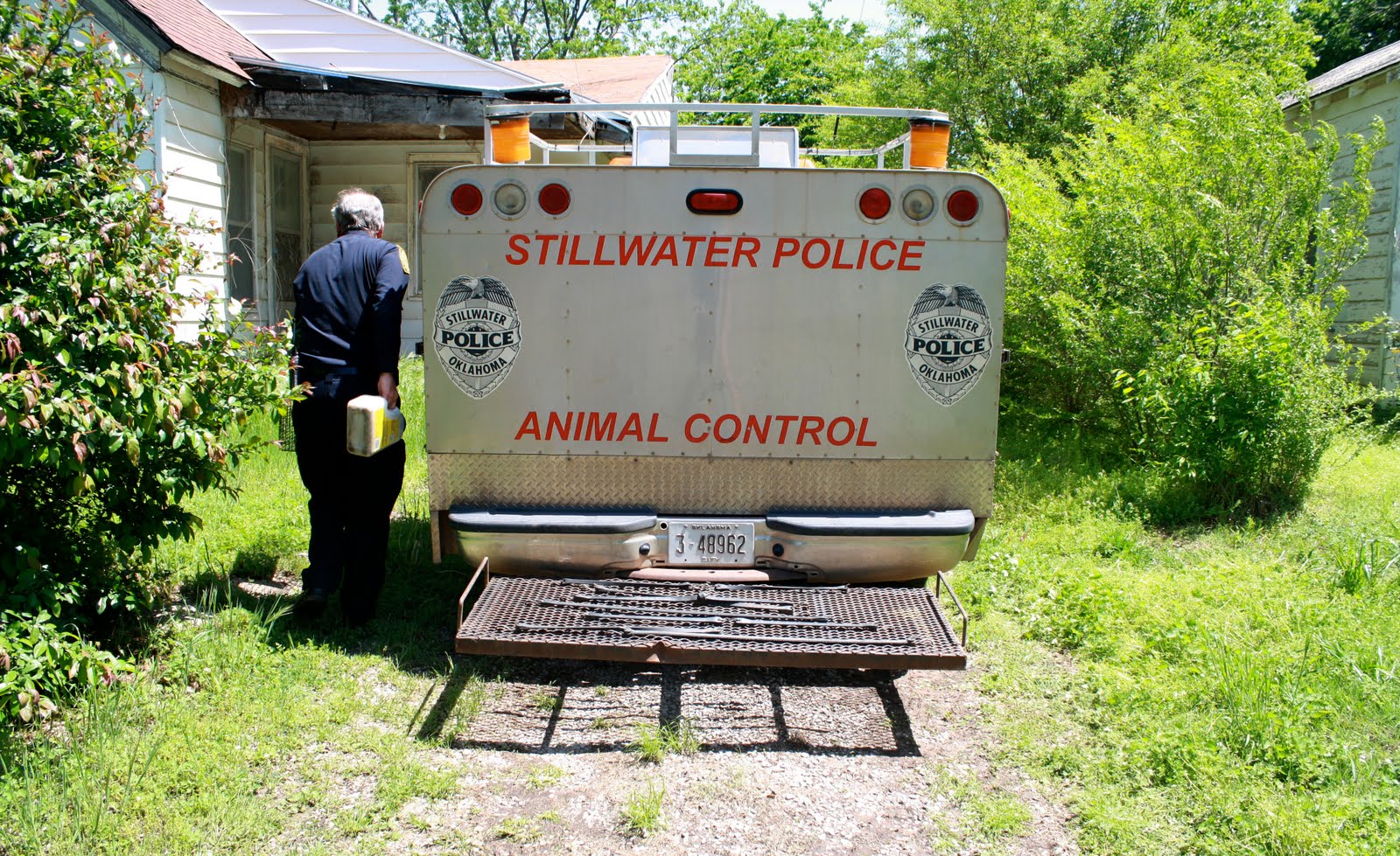 OSU Photojournalism The People and Animals of Stillwater Animal Shelter