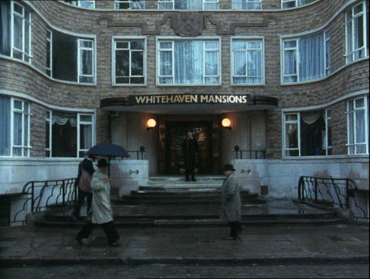 The Chronology of Agatha Christie's Poirot: Apartment