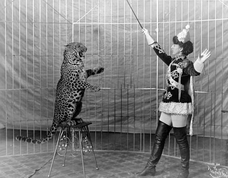 ringmaster,+female+lion+tamer+with+leopard.jpg