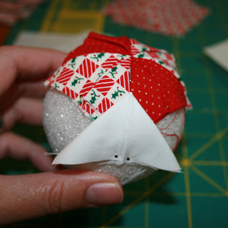 Patterns: Christmas Ornaments | The Quilted Gallery