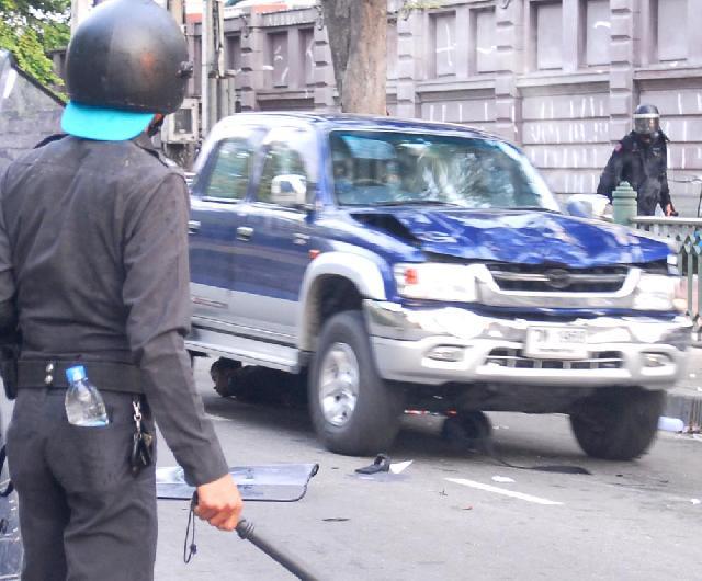 [1PNUCn362391-02.jpg]