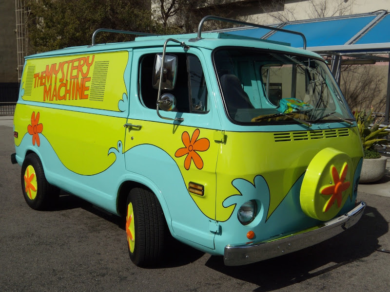 Scooby-Doo The Mystery Machine van