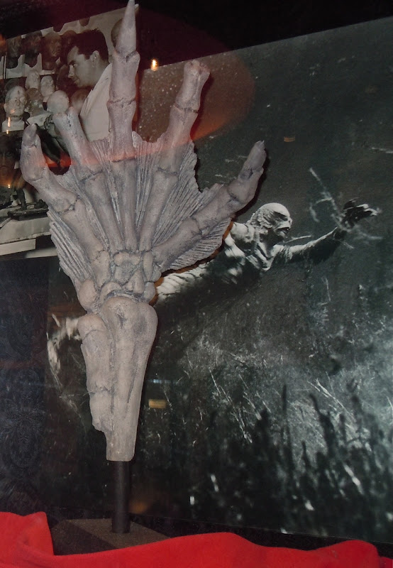 Creature from the Black Lagoon webbed hand