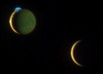 [_42873405_moons_nasa_416.jpg]