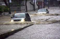 Tormentas eléctricas, rayos y las centellas amenazarán los cielos caraqueños próximos cuatro dias