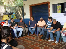 Primera Visita a la Comunidad de Papelón en Sabaneta del Hatillo por estudiantes de la UNE