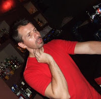 Stéphane, un des trois associés du Bar Merval de Buenos Aires