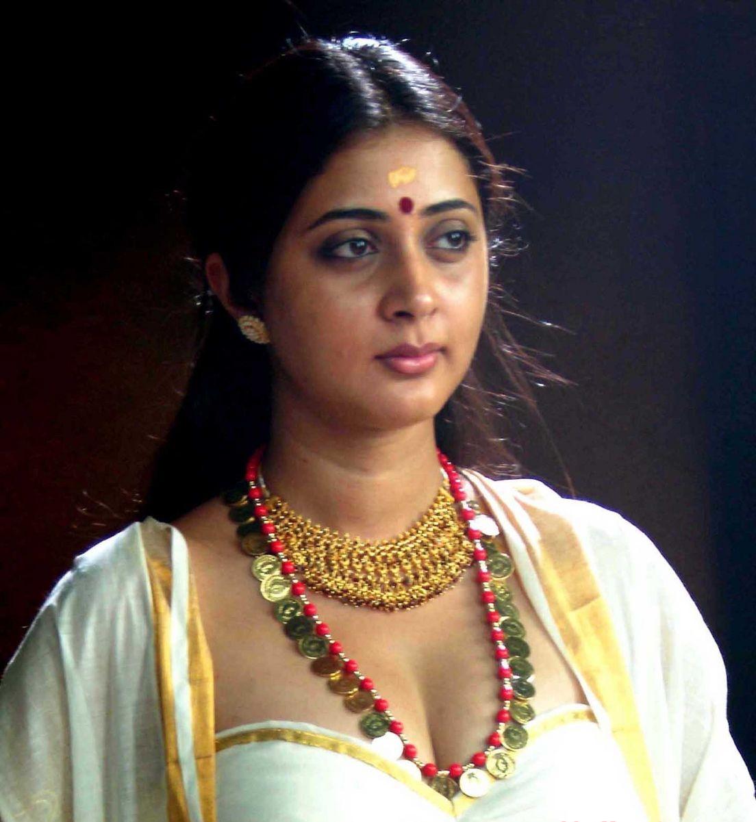 Her second film in Malayalam was Pazhassi Rajaas the heroine of Mammootty. 