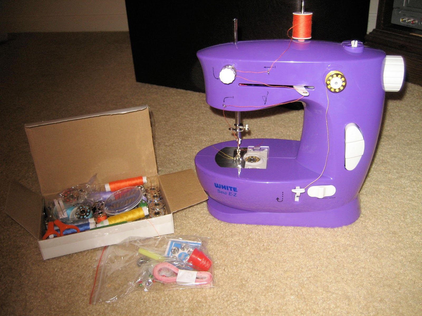 31 diy Sew many possibilities with my mini sewing machine!