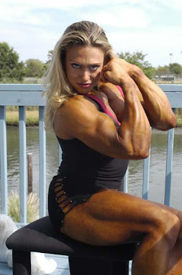 THE PUMPATORIUM: Colette Nelson