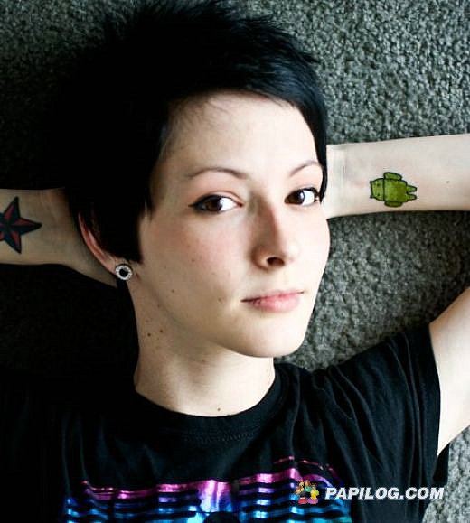 [geek-tattoo-23.jpg]
