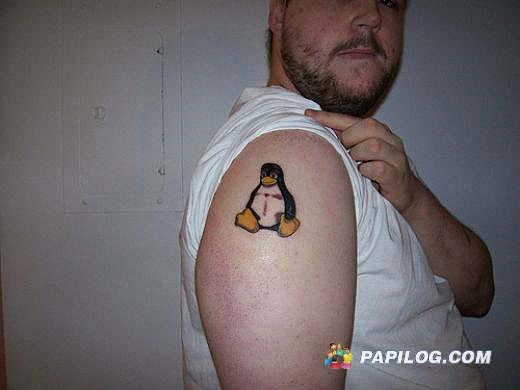 [geek-tattoo-21.jpg]