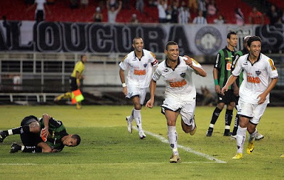 4490472447 5b9c3f349d - Restam 90 minutos