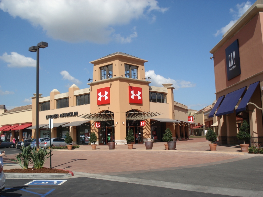 Citadel Outlets opens new phase.