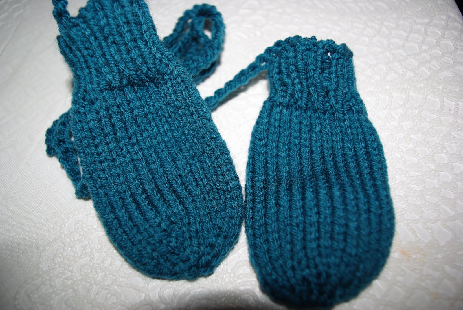 Kitten Yarns and Crafts Baby Mittens