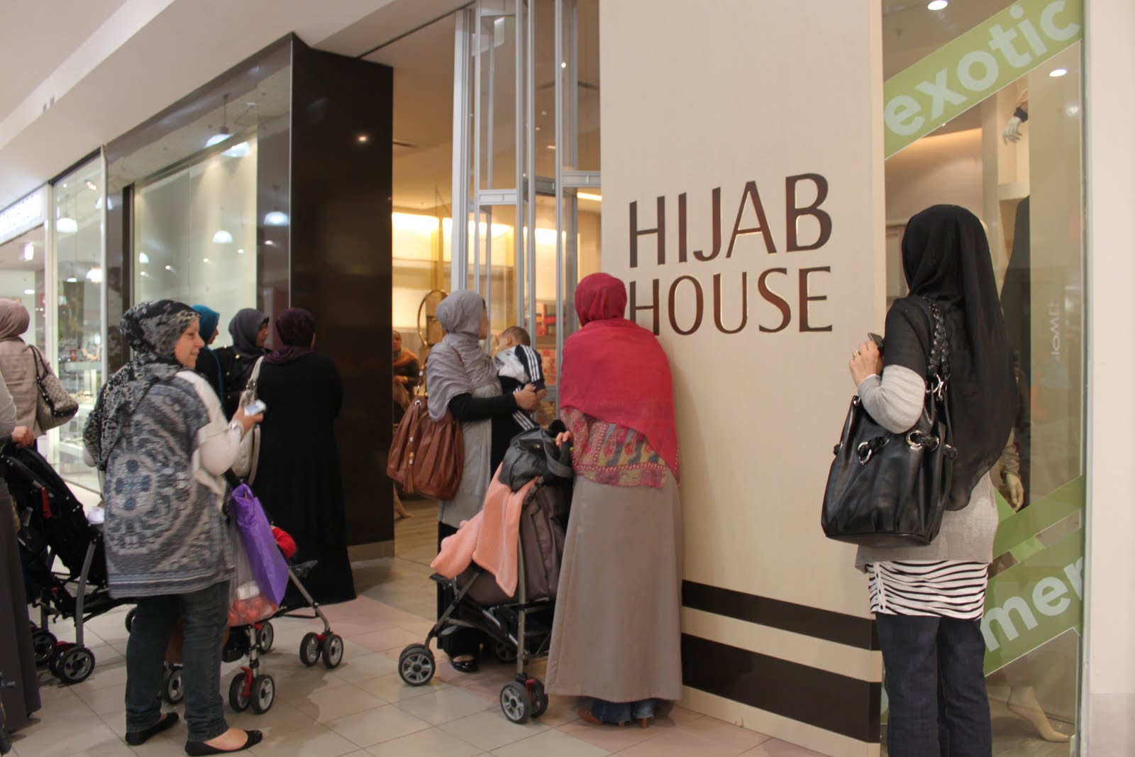 Muslim Street Fashion Hijab House Summer Collection is out now!!