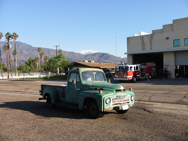 53 IHC 110L pick up