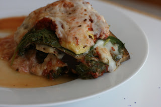 Vegetarian No Noodle Lasagna -- this is a very low carb, vegetarian, and super amazing lasagna! Get your lasagna fix in a no carb way!