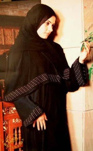 [abaya.jpg]