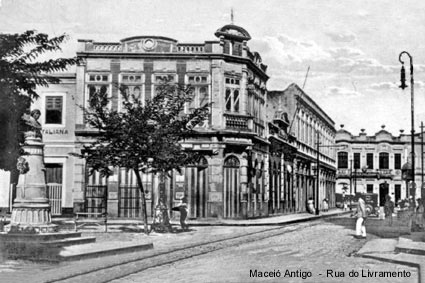 [centro-rua+do+livramento-antiga.jpg]