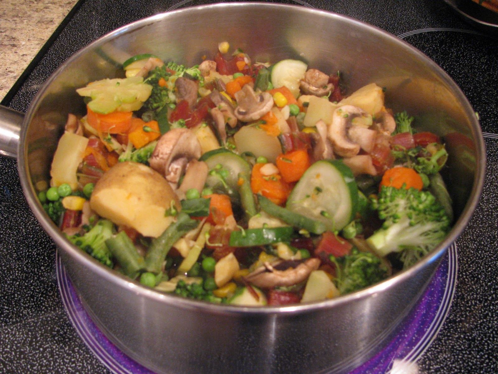 The Yummy Vegan Vegetable Pot Pie with Daiya Vegan Cheese