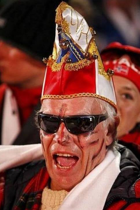 [vancouver-fans-23.jpg]