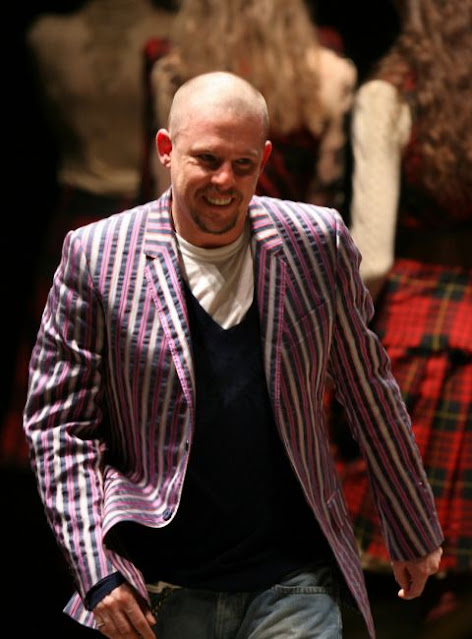 Alexander McQueen 1969-2010 Βρετανός σχεδιαστής μόδας