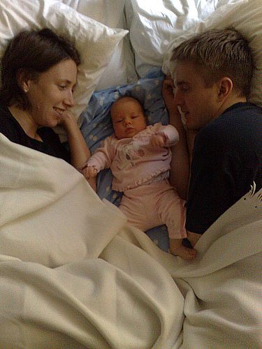 [familybedco-sleeping-main_Full.jpg]