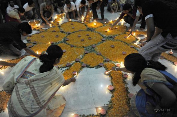 Diwali - ινδική Γιορτή των Φώτων