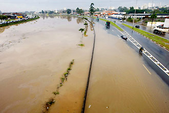 [enchente+tietê.jpeg]