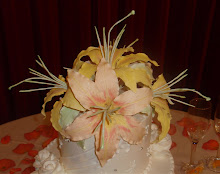Tiger and Yellow Lilies Topper