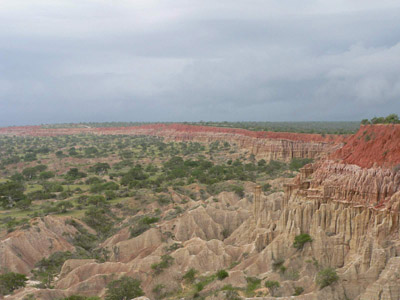 [Luanda_miradouro-de-lua.jpg]