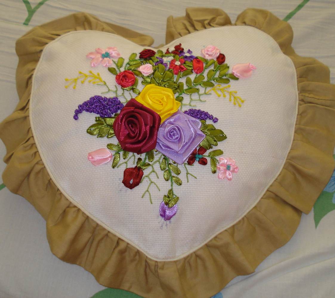 The lovely ribbon embroidery tutorials - Wonder How To В» How To