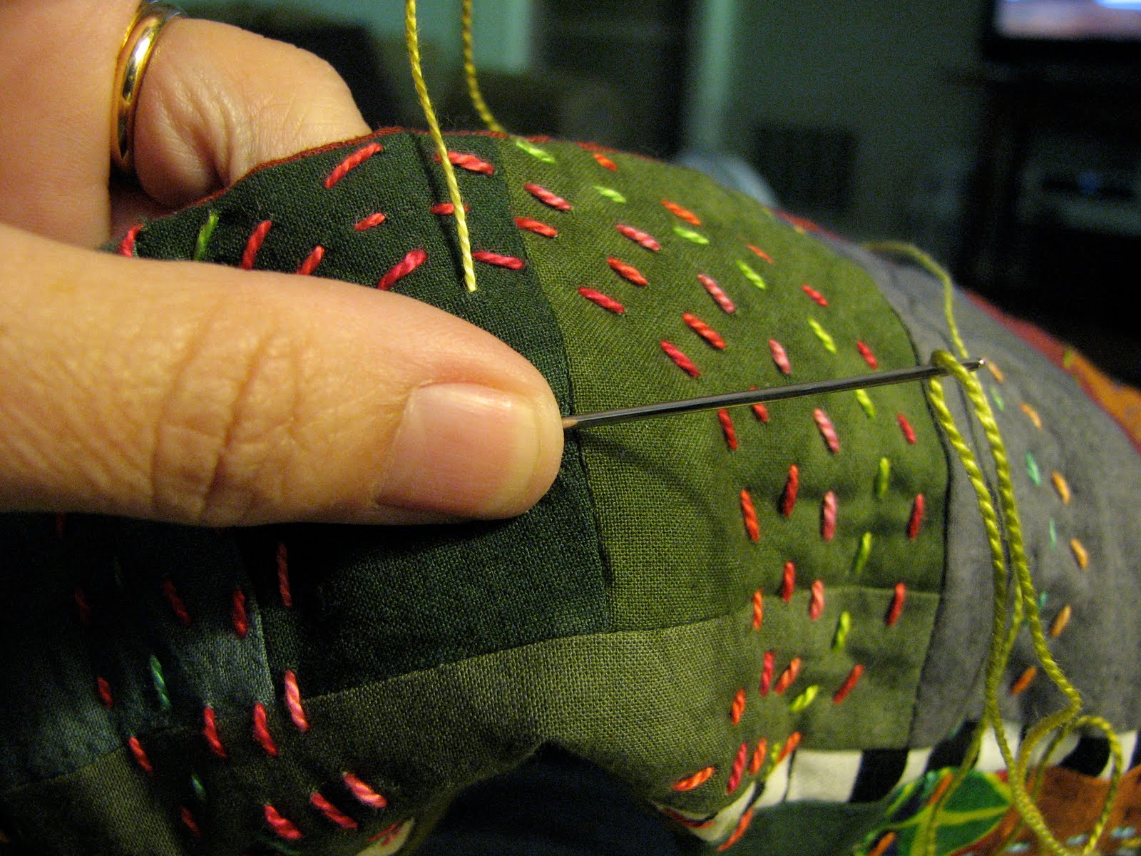 greenQuilts Hand Quilting Tip for Burying Knot