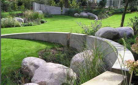 [bottombar-kent03.jpg]