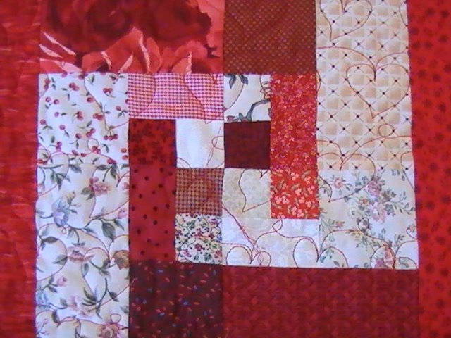 [Scrappy+Red+patchwork+and+Emmeline+apron+006.jpg]