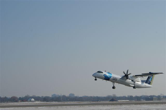 [dash8-q400-2.jpg]
